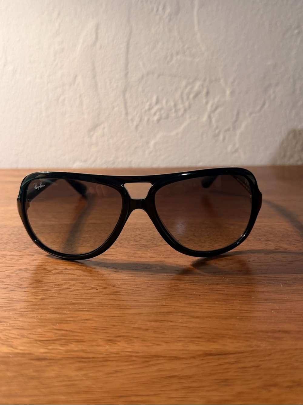Ray-Ban RB4162 Black Pilot Sunglasses Gradient Lenses 59mm - Picture 4 of 7